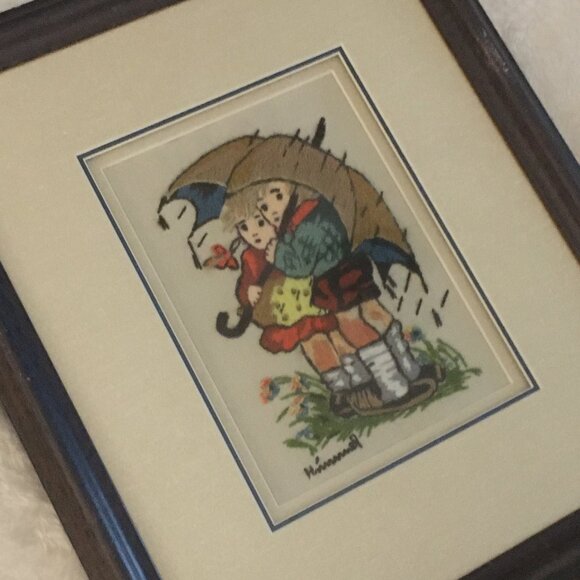 Vintage Hummel Needlework Children In The Rain 3D Embroidery Professional Frame - Picture 3 of 12